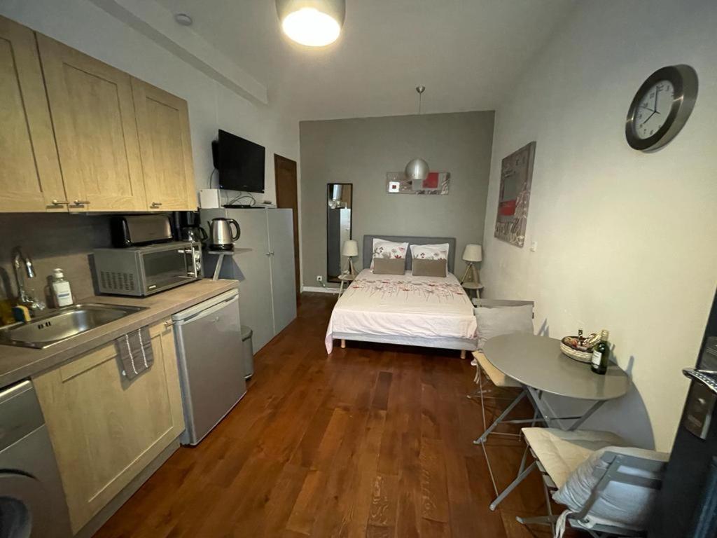 Studio Saint-Placide Париж Екстер'єр фото